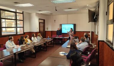 El poder del humor en la educación: formaciones inspiradoras con el Dr. Jesús Damián Fernández Solís