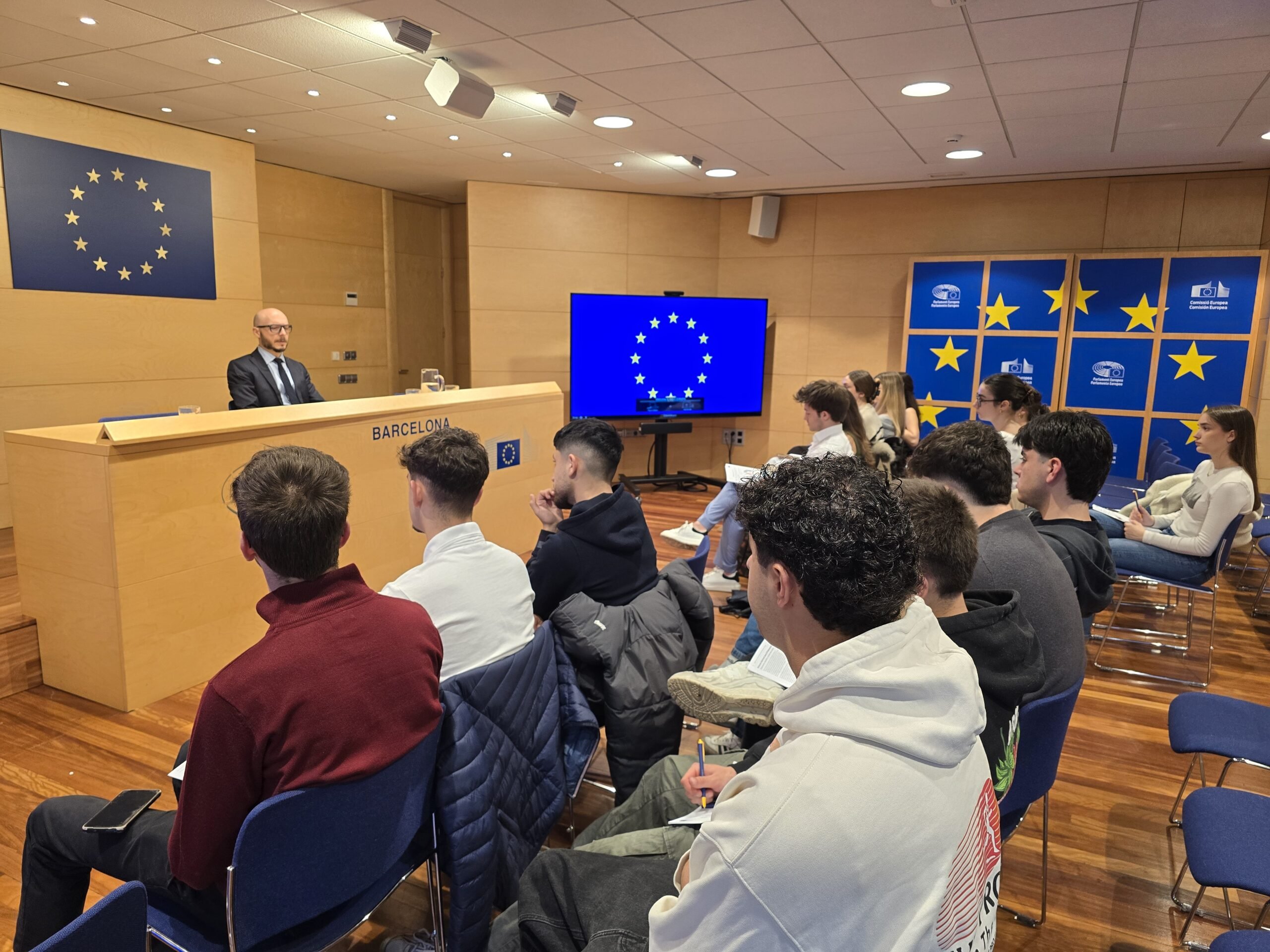 Más allá de Bruselas, aprender a informar con fuentes europeas