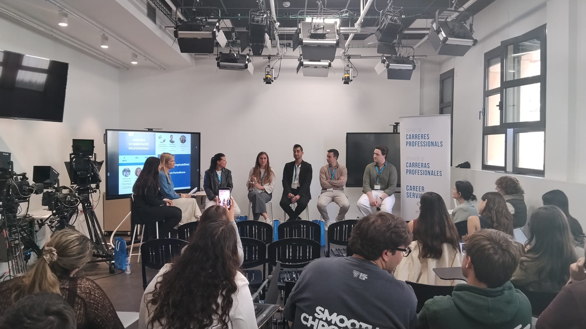 Alumni de Periodismo de la CEU UAO: claves reales para abrirse camino en la profesión